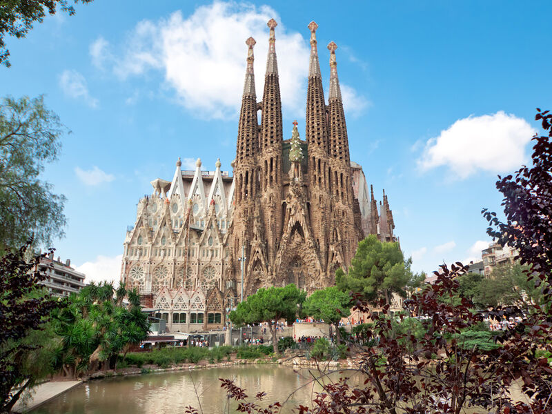 İzmir`den Direkt Hareket Görkemli Barselona ve Mimari Harikalar 3 Gece - SunExpress Hava Yolları ile (2026 Kış Dönemi) AT1238