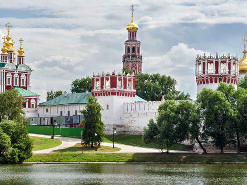 BİR RUSYA MASALI TURU Moskova Şehir Turu & St. Petersburg Şehir Turu - OUT-1002