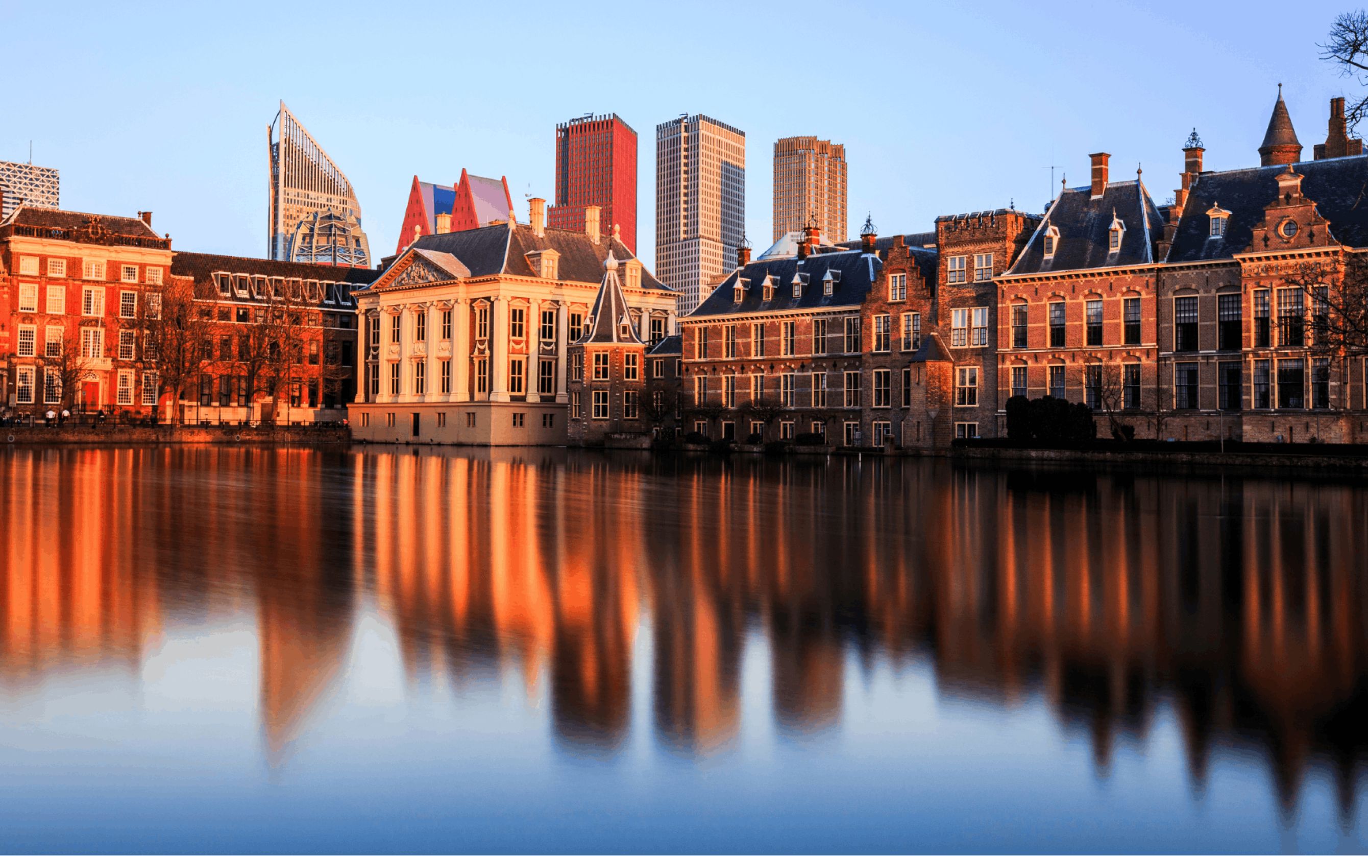 Yılbaşı Özel Benelüks Masalı 31 Aralık Hareketli - Rotterdam - Amsterdam - Brüksel Şehir Turları Dahil !