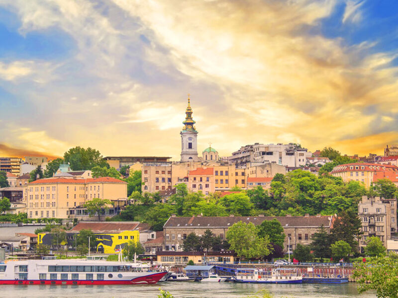 Vizesiz İzmir Hareketli Uçaklı Balkan Masalı Turu (Ekstra Turlar Dahil) 7 Gece BEG-BEG 2026 Dönemi - 1191