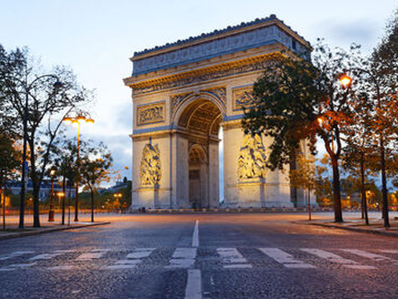 İzmir`den Direkt Hareket Görkemli Dörtlü Benelüx & Fransa & Almanya & İsviçre 7 Gece - SunExpress ile (2026 Yaz Dönemi) AT1325