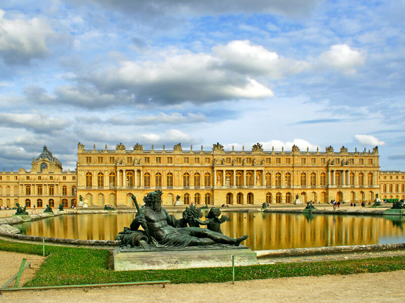 Antalya`dan Direkt Hareket Görkemli Paris ve İncileri 3 Gece - SunExpress ile 20 Mart (Ramazan Bayramı Özel) AT1021