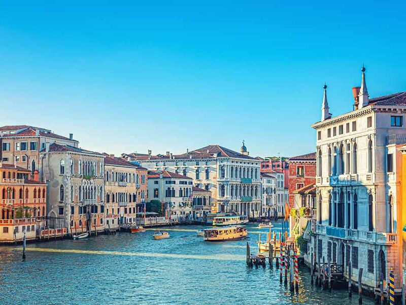 Comfort İtalya Turu İzmir Kalkışlı Corendon Hava Yolları ile 7 Gece - Ekstra Turlar Dahil NAP- BGY - 2026 Dönemi - 1130