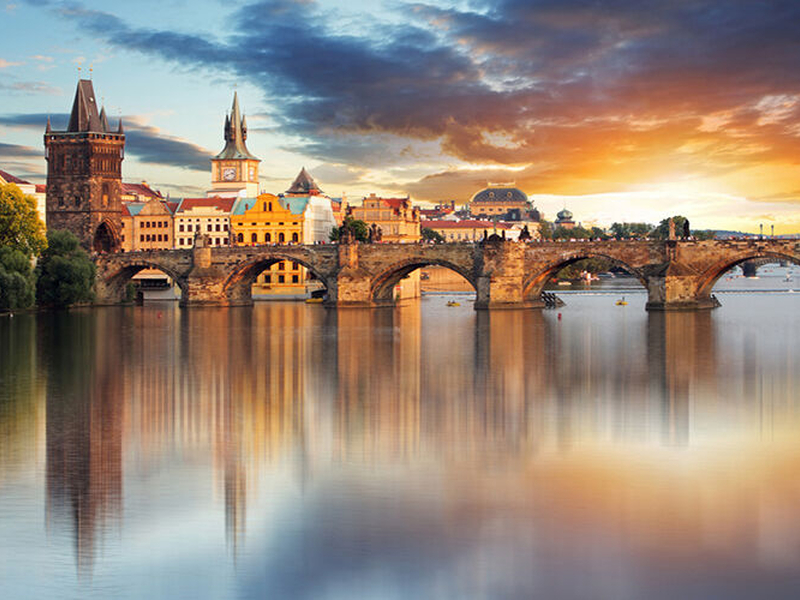 Uçaklı Orta Avrupa Masalı Turu 7 Gece VIE VIE (PGS - 25.05 Kurban Bayramı) - 1203