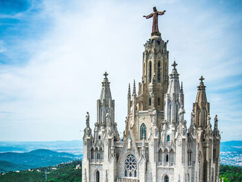 Görkemli İspanya ve Endülüs Şehirleri 7 Gece - THY ile 17 Ocak (Sömestr Özel) (MAD-BCN) AT1326