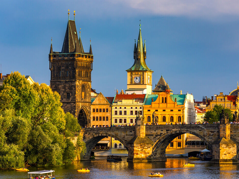 Uçaklı Orta Avrupa Masalı Turu 7 Gece 23 Mayıs Hareketli (Kurban Bayramı) VIE-VIE 2026 Dönemi - 1201