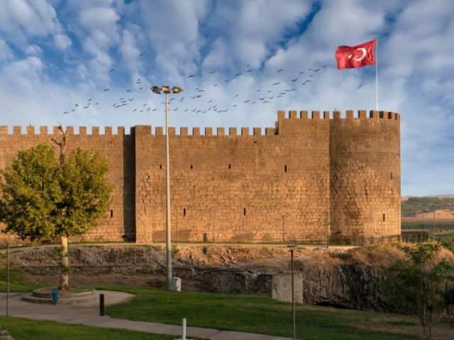 29 Ekim Özel  İkonik Uçaklı THY İle GAP Tarsus ve Adana Turu | 4 Gece Konaklamalı İstanbul Yeni Havalimanı Çıkışlı