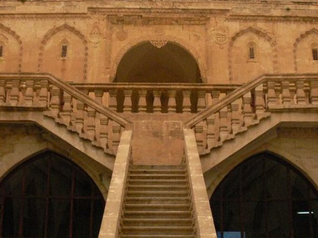 İkonik Mardin Turu|2 Gece Otel Konaklamalı Uçaklı İstanbul Çıkışlı 23 Nisan Özel - GP-005