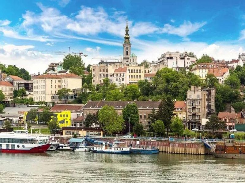 Kosovalı Büyük Balkanlar Turu AJet ile Ekstra Turlar ve Akşam Yemekleri Dahil SKP-BEG