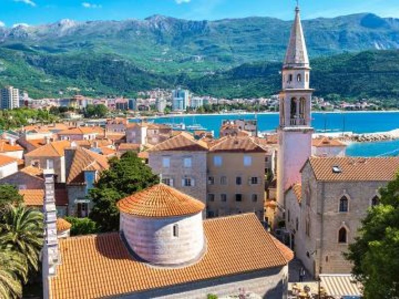 İzmir Çıkışlı Kosovalı Büyük Balkanlar Turu Corendon Hava Yolları ile Ekstra Turlar ve Akşam Yemekleri Dahil