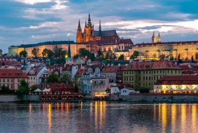 Orta Avrupa'nın Altın Üçgeni Cesky Krumlov & Bratislava & Pandorf Outlet Turları Dahil Ajet HY ile Promosyon 7 Gece 8 Gün (PRG-BUD)