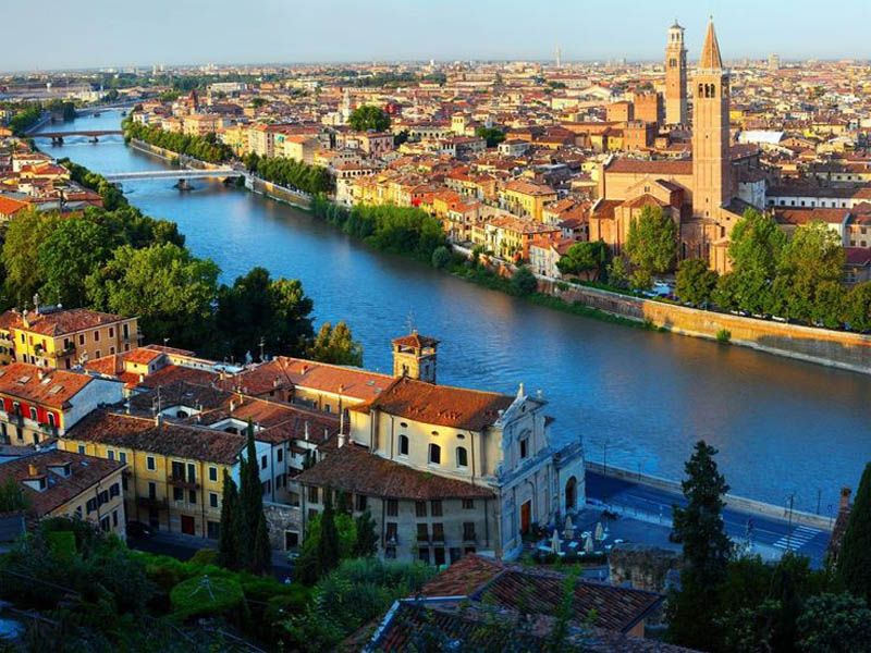 Büyük İtalya Turu Ajet Havayolları İle 5 Gece 6 Gün (Roma-Bergamo)