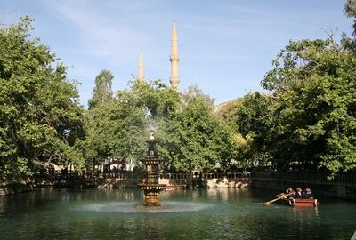 İkonik Gap Turu|3 Gece Konaklamalı Uçaklı İzmir Çıkışlı Gaziantep Başlar Diyarbakır Biter Ramazan Bayramı Özel - GT-009