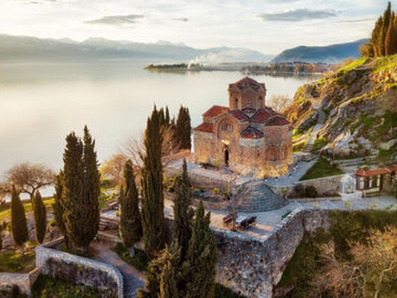 Vizesiz Kosovalı Büyük Balkan Turu 7 Gece Konaklamalı Ajet Havayolları İle SJJ-PRN