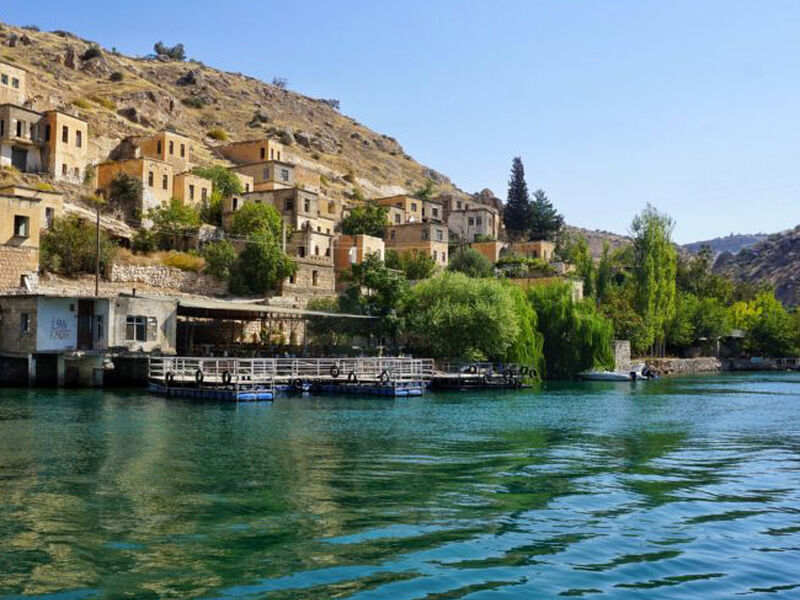  Uçaklı Butik Gaziantep Urfa Mardin Diyarbakır Gap Turu (2 Gece Otel Konaklamalı)