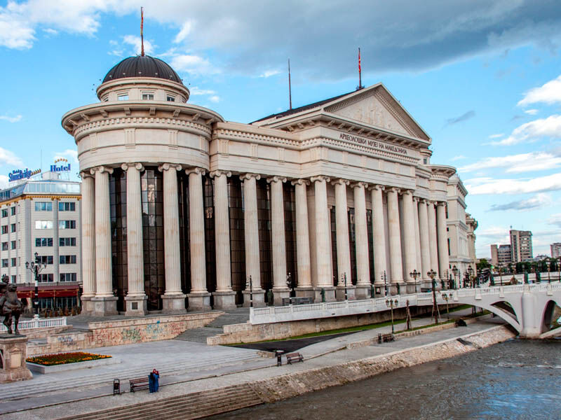 Vizesiz Kosovalı Büyük Balkanlar Turu Ekstra Turlar Ve Akşam Yemekleri Dahil 7 Gece Konaklamalı Ajet Hava Yolları İle SKP-SKP 